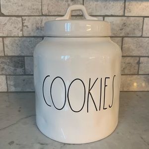 Rae Dunn - 2018 COOKIES canister! 🍪